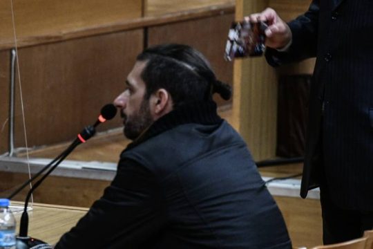 Κατάθεση για το πώς στήθηκε η «οργανωμένη επίθεση» στον Φύσσα