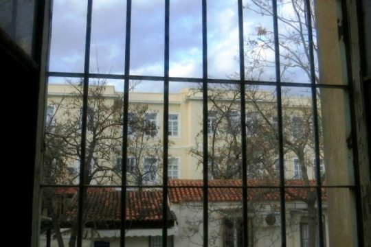 Έρευνα για τον ξυλοδαρμό ψυχικά ασθενούς ζητά η ΠΟΣΟΨΥ