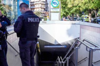 Εκτροχιασμός της ΕΛ.ΑΣ. στο Μετρό