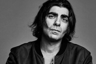 «Οσο δημιουργούμε, όσο αγωνιζόμαστε, τόσο δεν παραδινόμαστε»