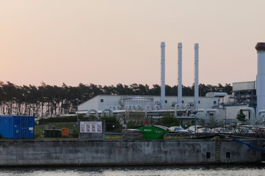 Το πλαφόν στο ρωσικό πετρέλαιο διχάζει ξανά την Ευρώπη