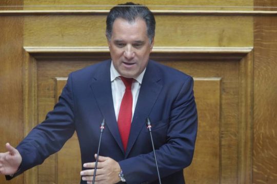 Απειλές Άδωνη προς Βαξεβάνη για φυλακή