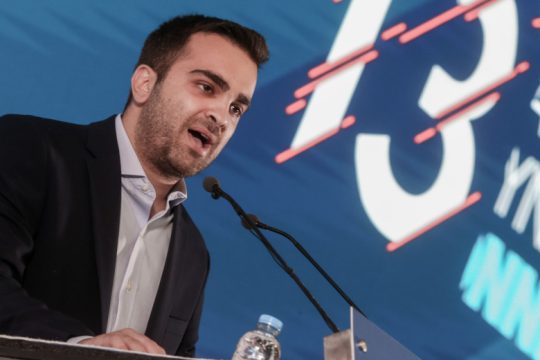 «Εμφύλιος» στην ΟΝΝΕΔ – Καταγγέλλουν τον πρόεδρο για ωμή παρέμβαση