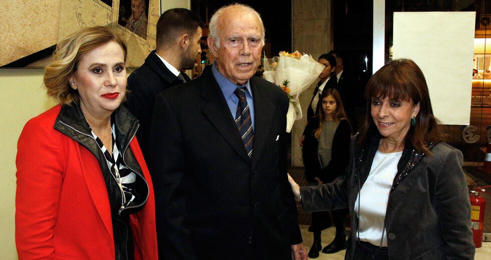 Νέο βιβλίο από τον δημοσιογράφο Νίκο Γερακάρη