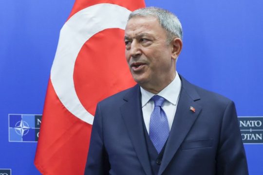 Πεντακόσιοι στόχοι έχουν πληγεί από τους τουρκικούς βομβαρδισμούς σε Ιράκ και Συρία