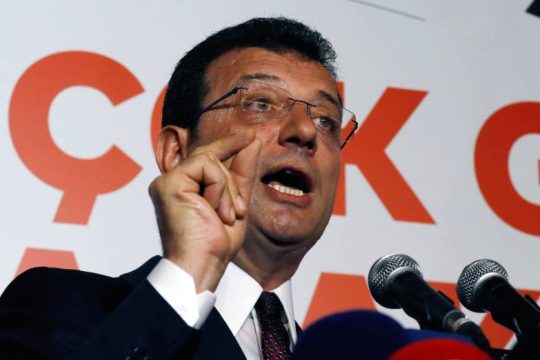 Ιμάμογλου στη δίκη του για πολιτική κατασκοπεία: «Σκουπίδια το κατηγορητήριο - Πολιτική δίωξη χωρίς αποδείξεις»