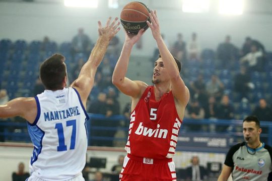 Αντίπαλος η αλαζονεία