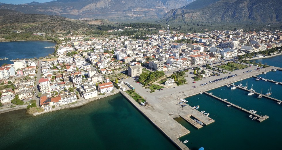 Τραυματισμός δύο ανηλίκων από 18χρονο στο λιμάνι της Ιτέας