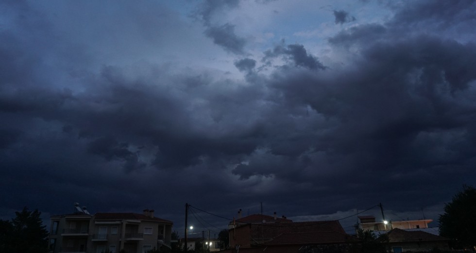 Η Εύα μας ηπάτησε…