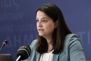 Σε ποιους εύχεται «Καλή επιτυχία» η Νίκη Κεραμέως;