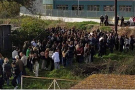 Κέρκυρα: «Θερμή» υποδοχή στην Κεραμέως