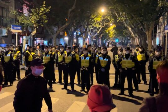 Πρωτοφανές κύμα αναταραχής στην Κίνα με αφορμή τα λοκντάουν