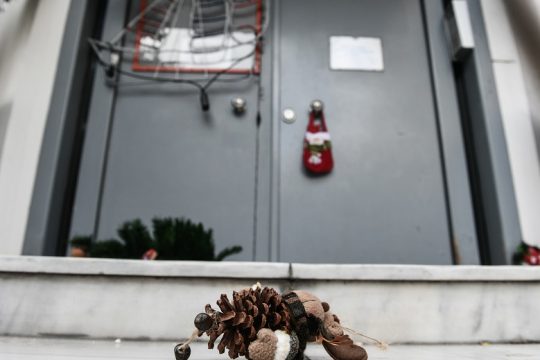 «Δύσαν οι μύθοι κι οι θεοί» *