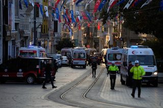 Πολιτικά παιχνίδια με το μακελειό στην Πόλη