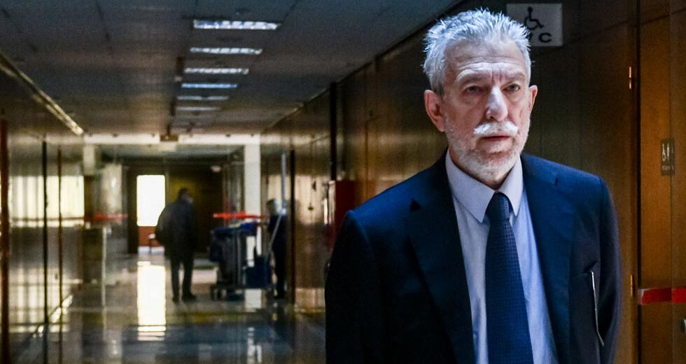 «Είχα καταλάβει από τότε πως έστηναν σκηνικό τύπου ’89»