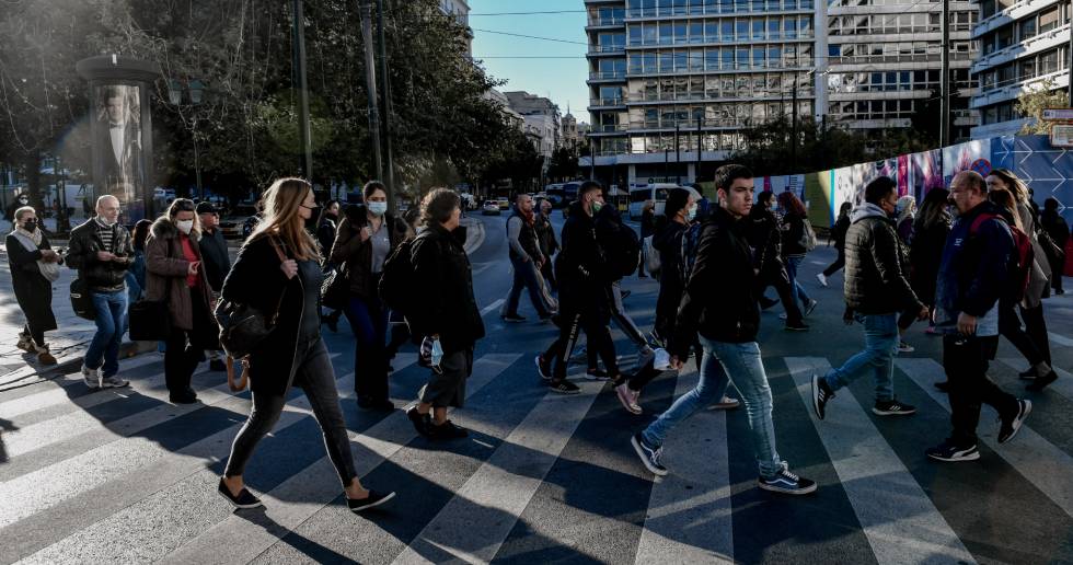 SOS από παιδιάτρους, ζητούν μάσκα στους κλειστούς χώρους και εμβολιασμούς