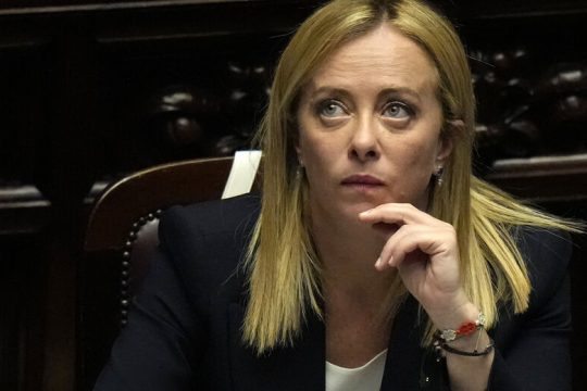 Μελόνι για Μακρόν: Για κάποια θα συμφωνήσουμε, για άλλα θα τσακωθούμε