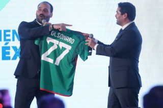 Η παγκόσμια Ακροδεξιά βγήκε παγανιά στο Μεξικό