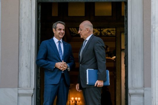 Ο Δένδιας ενημέρωσε τον Μητσοτάκη για τον «σιδερένιο θόλο»