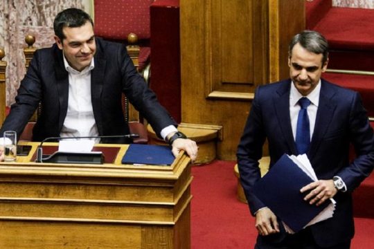 Η κλεψύδρα του δικομματισμού
