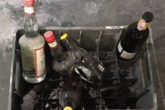 Έφοδος της ΕΛΑΣ σε εγκαταλελειμμένο κτίριο στα Εξάρχεια