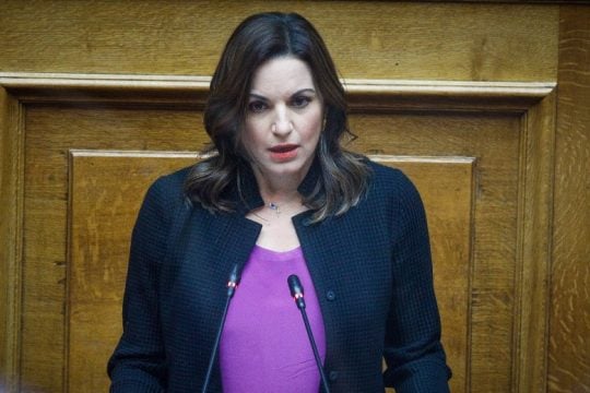 «Άπλετο φως» για τις υποκλοπές ζητά η Όλγα Κεφαλογιάννη