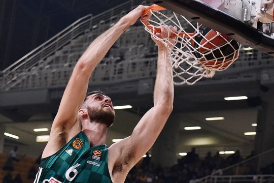 Οι «πράσινοι» δίνουν μάχες σε δύο μέτωπα
