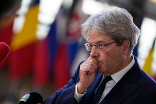 «Στοχευμένα» μέτρα για την ενεργειακή κρίση ανήγγειλε ο Τζεντιλόνι από το Eurogroup