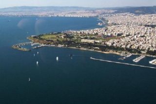 «Η πλαζ είναι των δημοτών, δεν ανήκει στην ΕΤΑΔ»