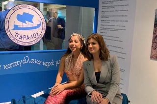 Η αγάπη για τη θάλασσα πάει… Philoxenia!