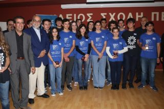 Βράβευση της Εθνικής Ομάδας Ρομποτικής από τον Δήμο Πειραιά