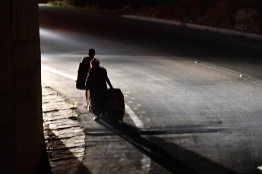 Νίπτουν τας χείρας για τις επαναπροωθήσεις