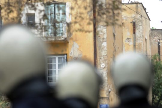 Δεύτερη έφοδος της αστυνομίας στα Προσφυγικά με δεκάδες προσαγωγές