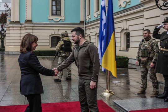 Στήριξη διαρκείας ανακοίνωσε η Κ. Σακελλαροπούλου στην Ουκρανία