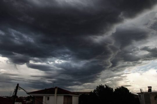 Επιδείνωση του καιρού σχεδόν σε όλη τη χώρα το Σαββατοκύριακο
