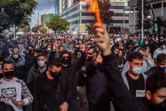 Στους δρόμους οι Ισπανοί, ζητούν αύξηση μισθών για να αντιμετωπίσουν τον πληθωρισμό
