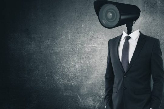 Η σχέση του Predator με την ΕΥΠ στα… μανταλάκια