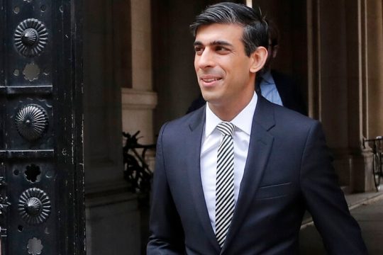 Βρετανία: Δέσμευση ρωσικών περιουσιακών στοιχείων ύψους 18 δισεκ. λιρών
