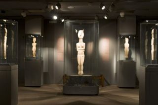 Ο «επαναπατρισμός» που έγινε… «γυρισμός» και τα εγκαίνια για λίγους κι εκλεκτούς