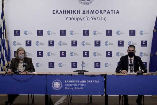 Έκτακτη ενημέρωση για την πανδημία, ανήσυχοι οι επιστήμονες