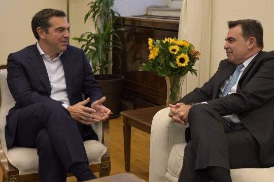 Συνάντηση Τσίπρα με Σχοινά με θέμα υποκλοπές, προσφυγικό και κράτος δικαίου