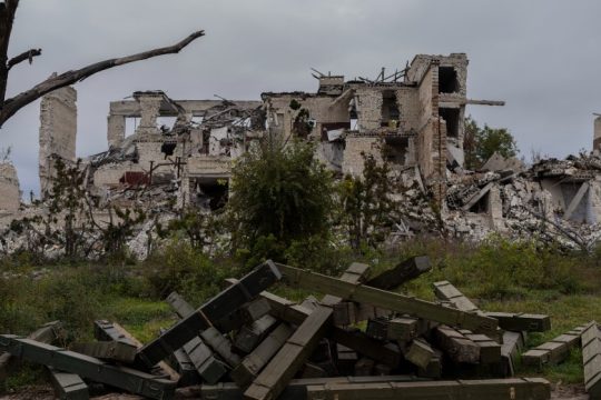 «Τόπους βασανιστηρίων» λέει ότι ανακάλυψε στη Χερσώνα η Γεν. Εισαγγελία της Ουκρανίας