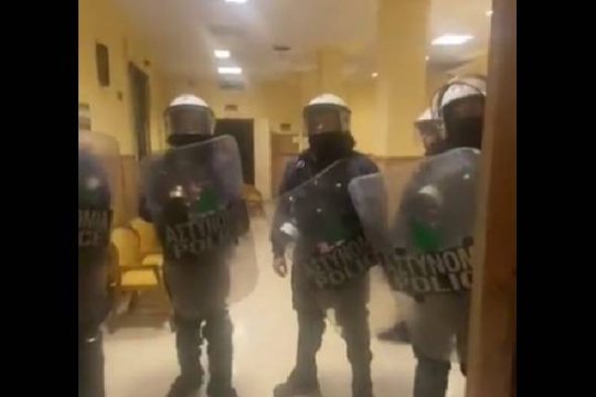 Δικηγόροι των «78»: Αστυνομική βία κι αυθαιρεσία για δύο μέρες, ακόμα και μέσα στα Δικαστήρια