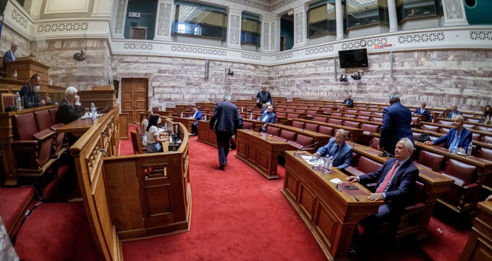 Συζήτηση περί «βίαιης προσαγωγής» στην Επιτροπή Θεσμών