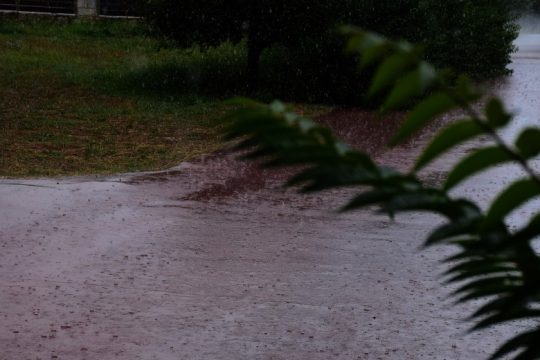 Η EVA σφυροκοπά τη Δυτική Ελλάδα