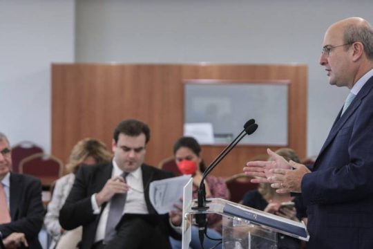 Οι δημοσιογράφοι σαν ντεκόρ