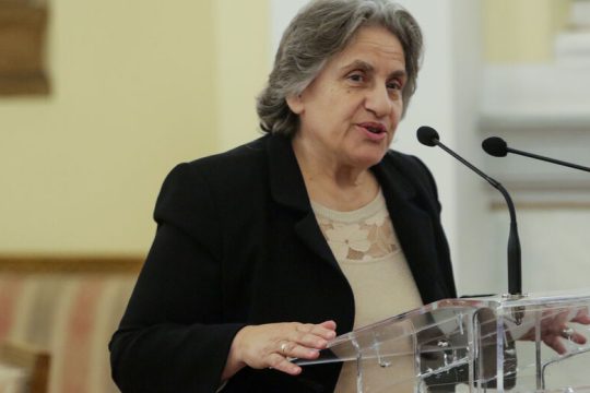 Το αφήγημα της σκευωρίας και οι όψιμοι στυλοβάτες του