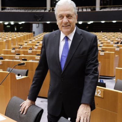 Αυτά και μετά τιμής…