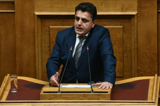 Ο βουλευτής στη στέγη… με τα φωτοβολταϊκά