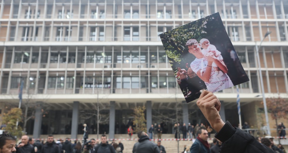 «Αν είχα σκοπό να τον σκοτώσω, θα άδειαζα όλον τον γεμιστήρα»
